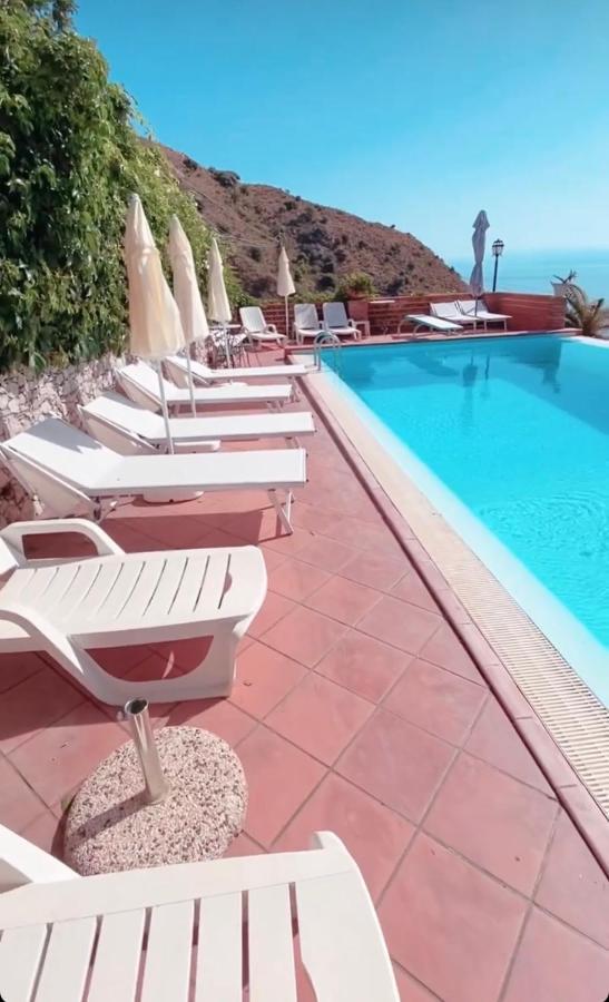 Villa Zen Taormina Luaran gambar
