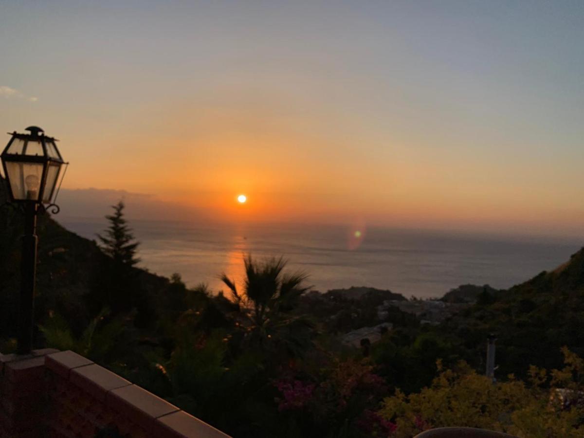Villa Zen Taormina Luaran gambar