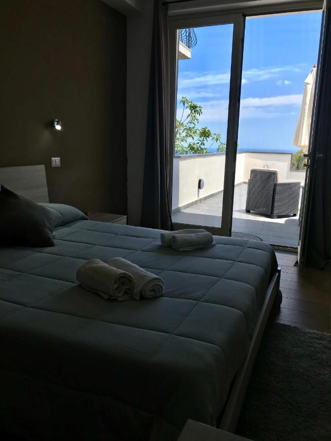 Villa Zen Taormina Luaran gambar